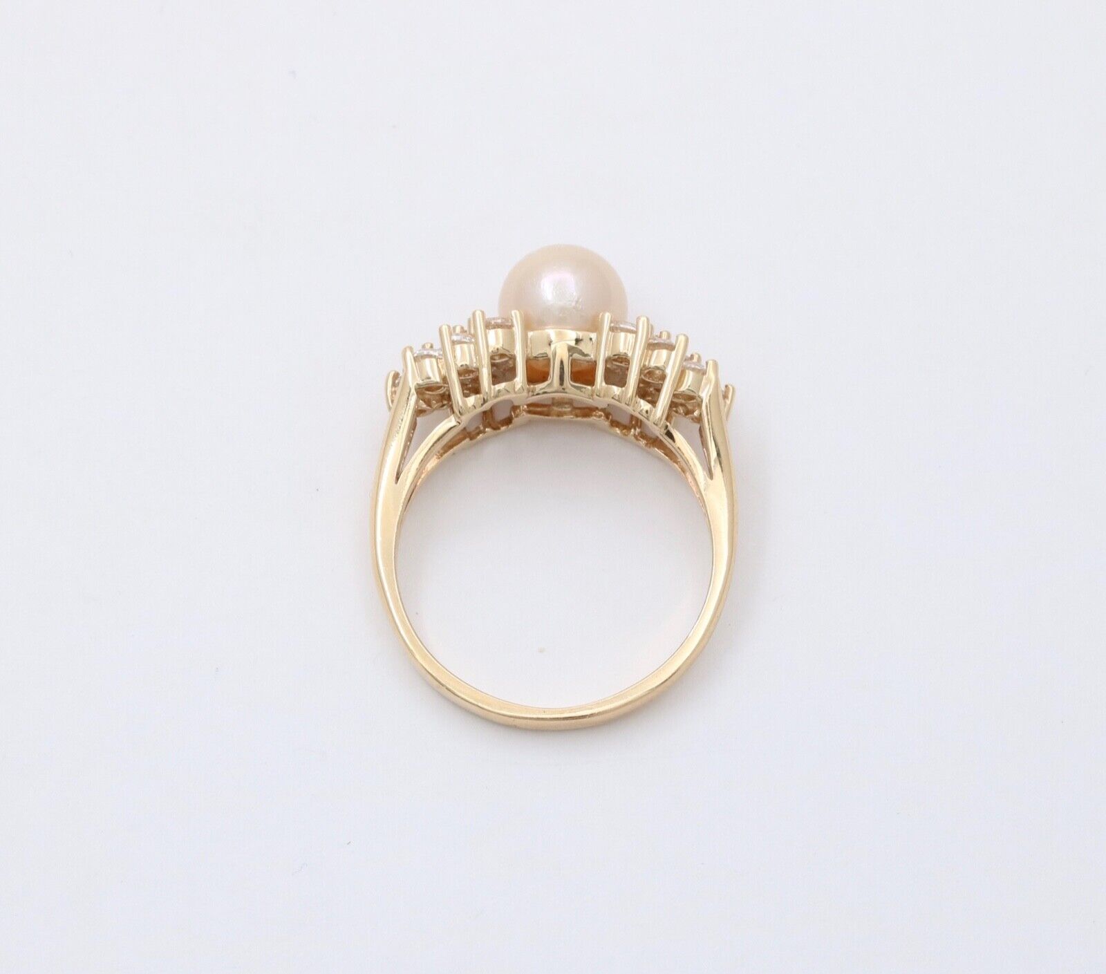 Vintage 10K Gold Pearl Cocktail Ring.
