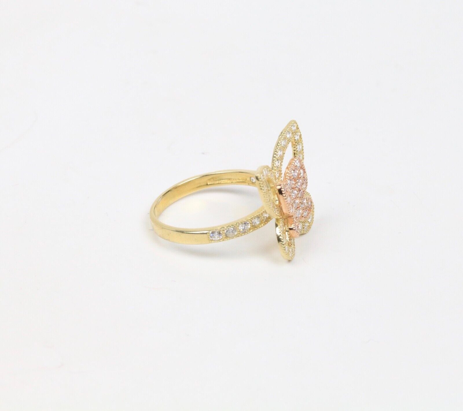 Vintage Lovely 10K Two Tone Gold Butterfly Ring.
