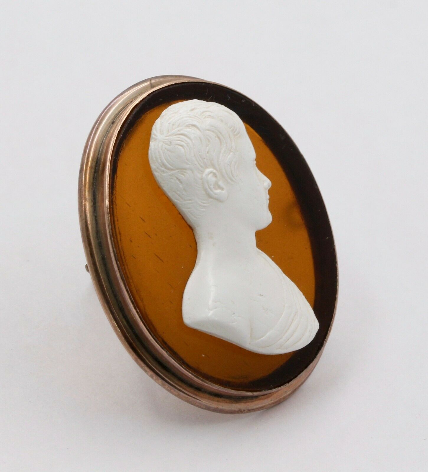 Vintage 14K Yellow Gold Cameo Brooch