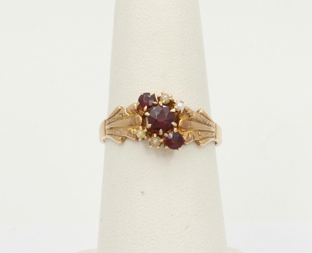 Art Nouveau White, Wile & Warner Garnets Seed Pearls 14K Yellow Gold Ring