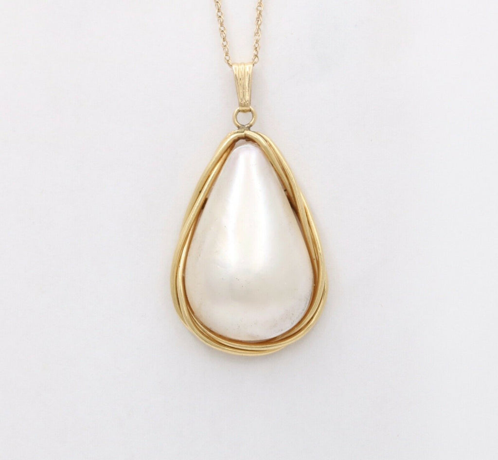 Vintage Mabe Pearl 14K Yellow Gold Pendant