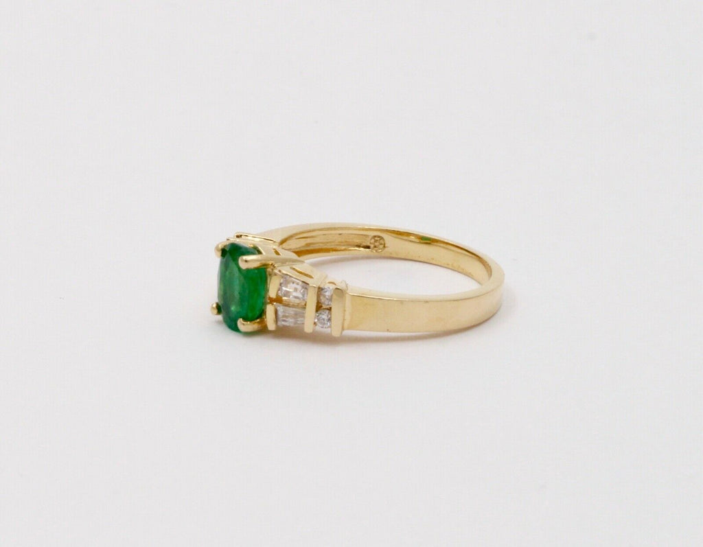 Lovely Vintage Emerald Baguette Diamonds 14K Yellow Gold Ring