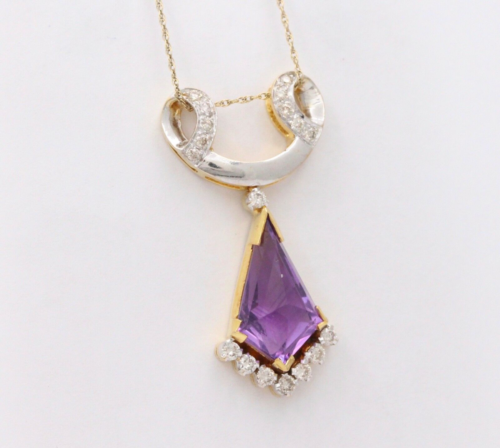 Vintage Geometric Amethyst Diamonds 18K Yellow Gold Platinum Pendant