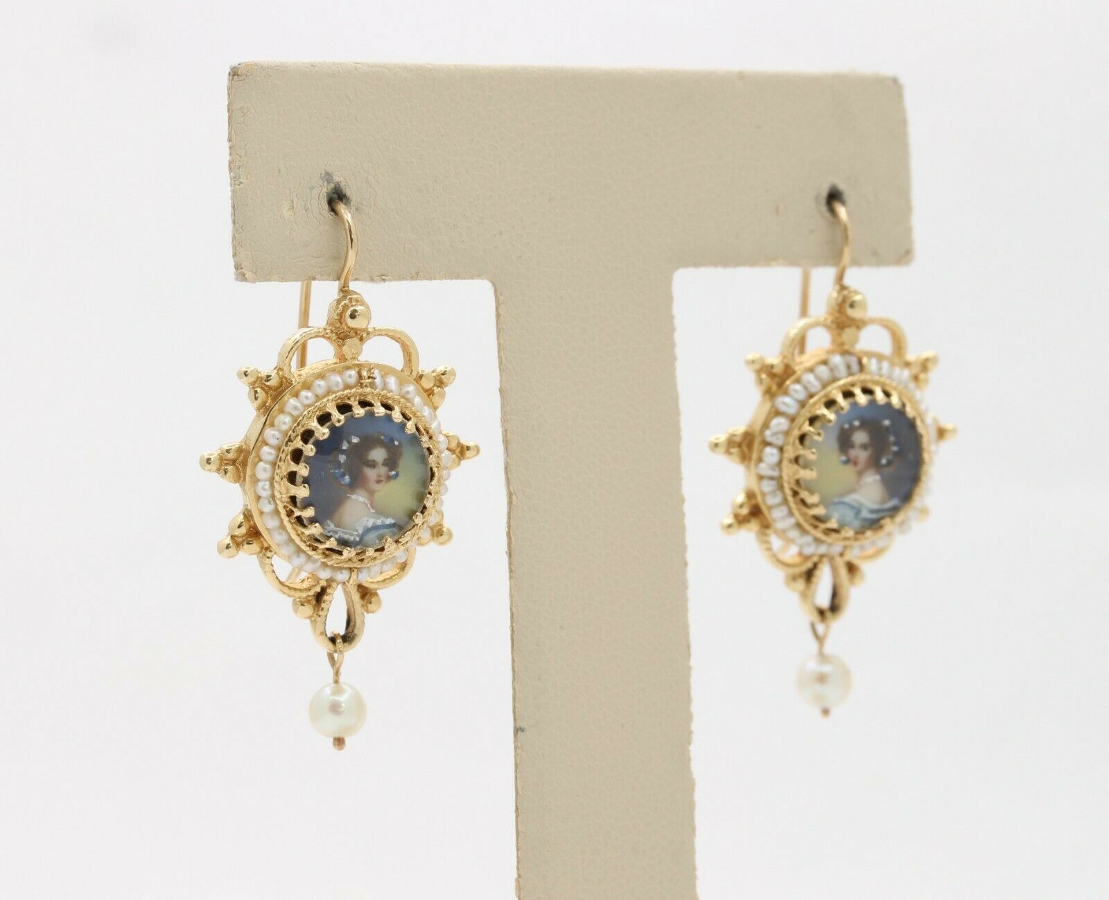 Vintage 14K Yellow Gold Woman’s Portrait Pearl Dangle Earrings