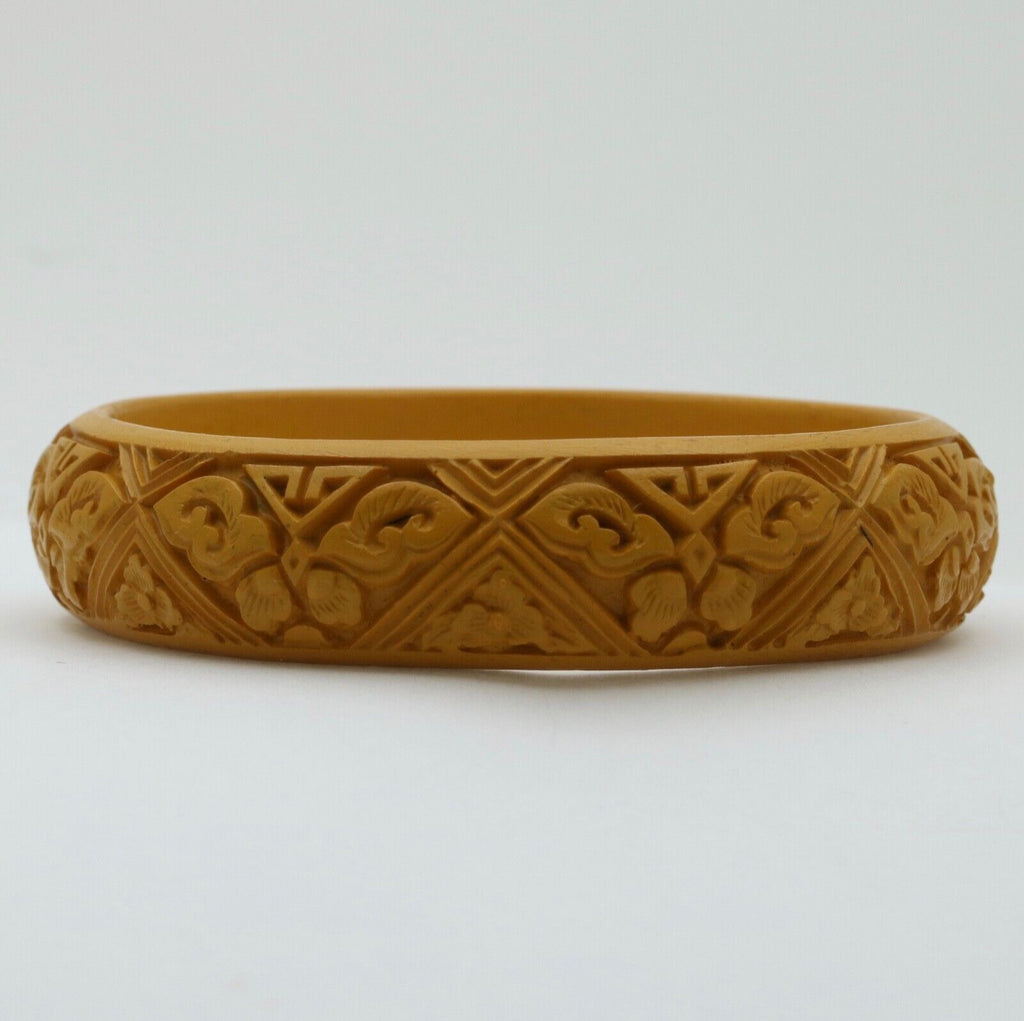 Vintage Yellow Carved Cinnabar Bangle, Bracelet.