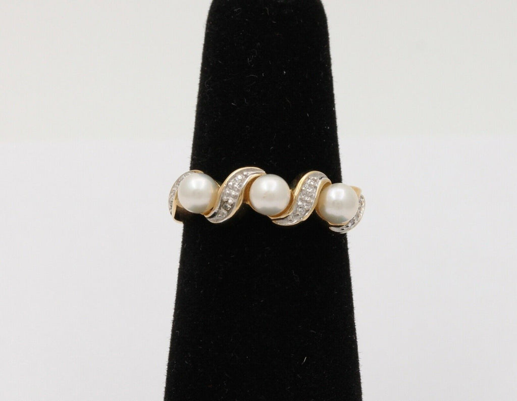 Vintage 14K Yellow White Gold Pearls Diamonds Ring