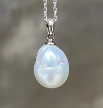 Load image into Gallery viewer, Vintage 14K White Gold Baroque Pearl Pendant, Necklace
