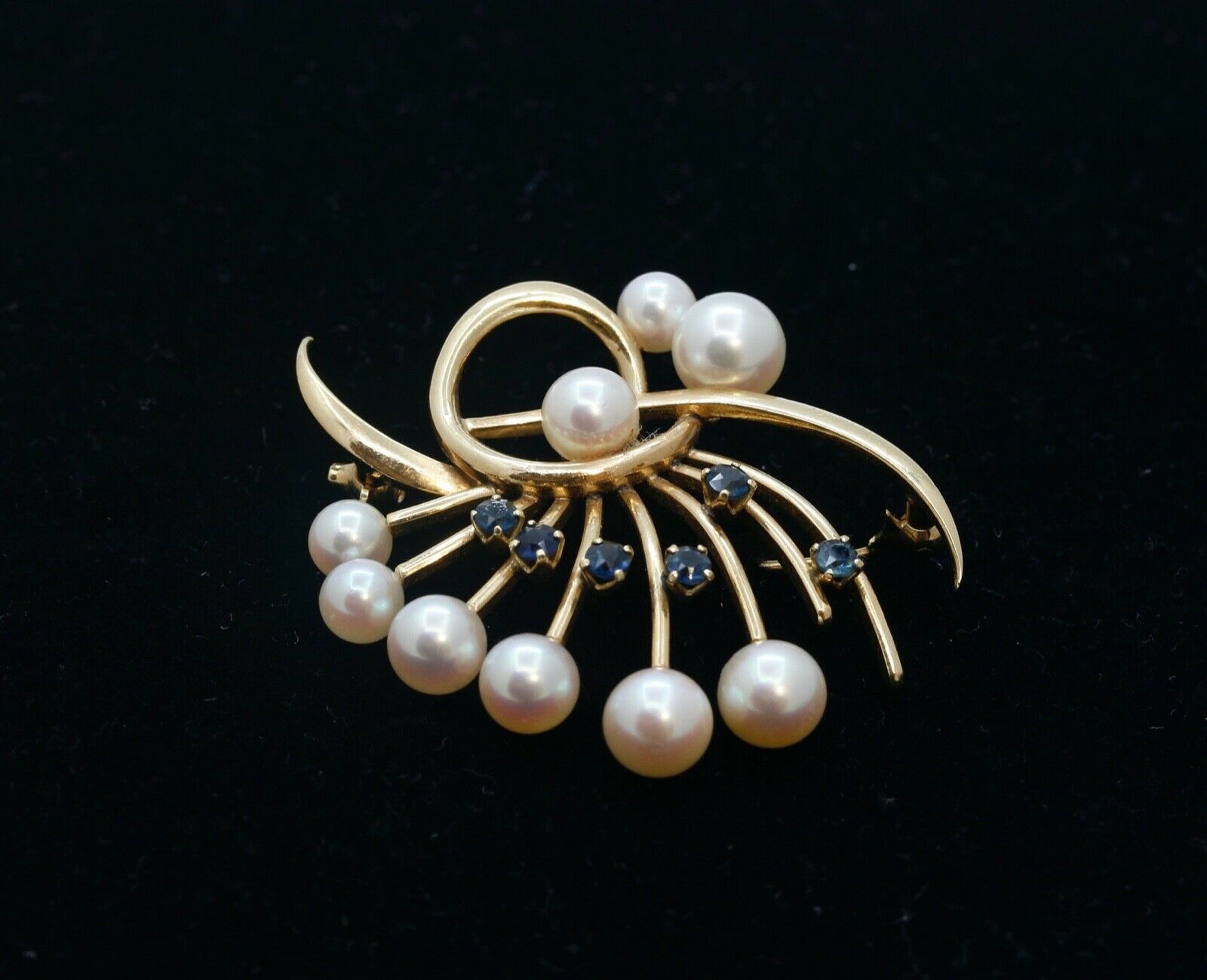 Mikimoto 14K Yellow Gold Sapphires Pearls Brooch Pin