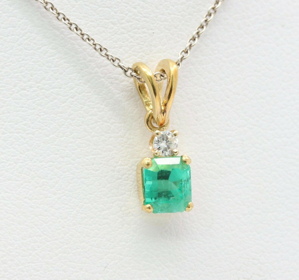 Vintage 18K Yellow Gold Emerald Diamond Pendant