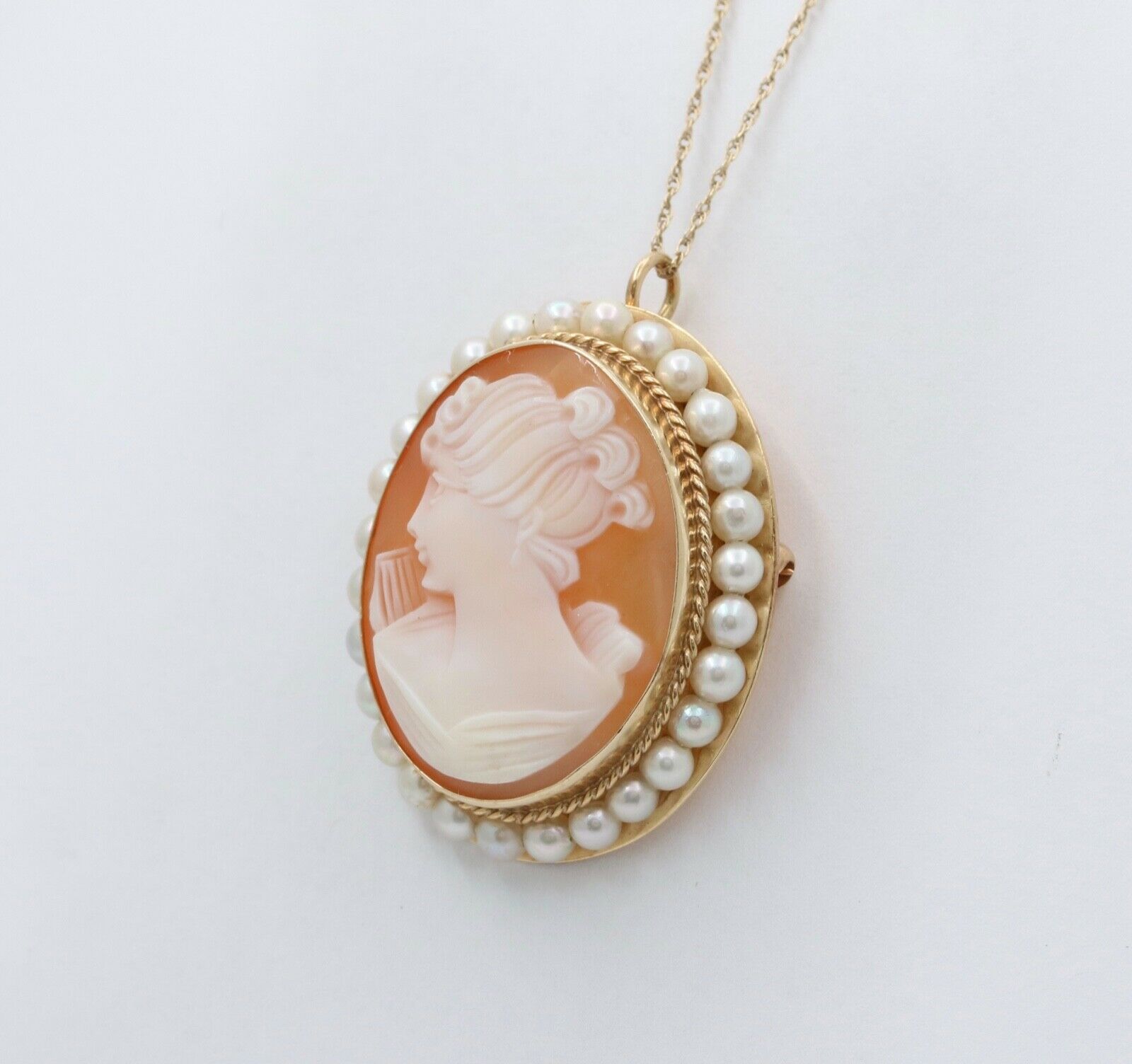 Vintage Carved Shell Cameo Pearls 14K Yellow Gold Brooch Pendant