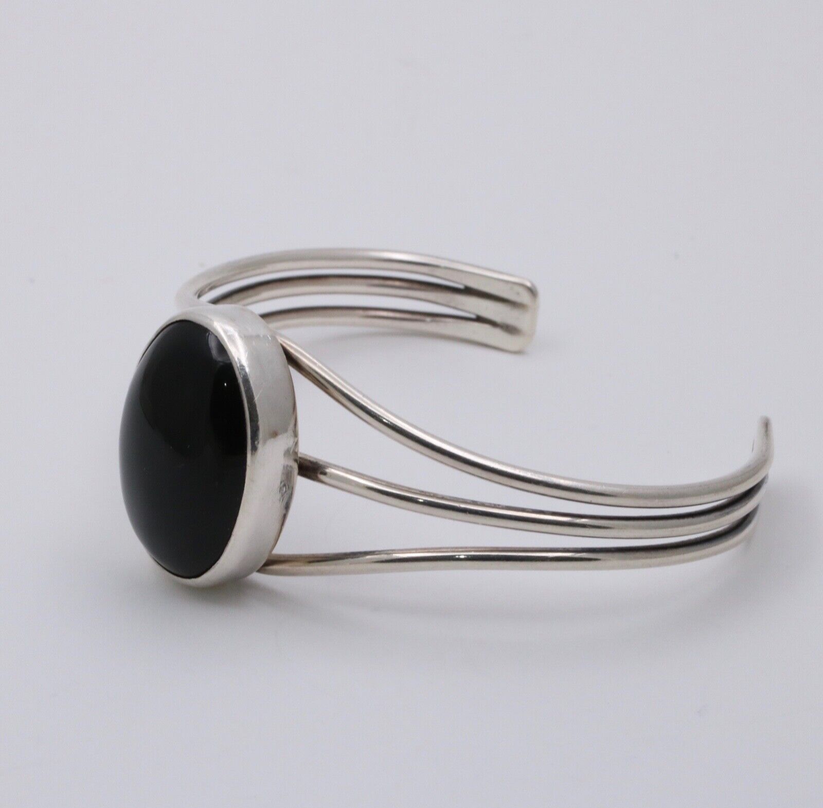 Vintage Onyx 925 Sterling Silver Bangle Cuff Bracelet