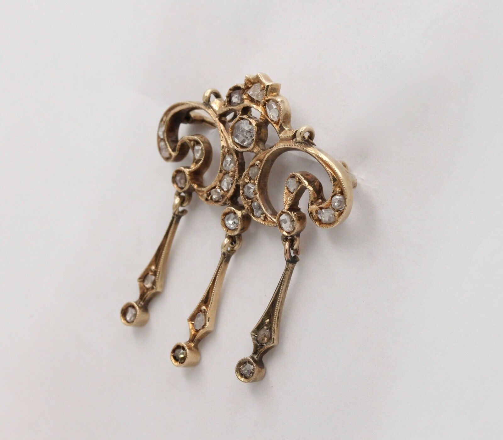 Elegant Victorian Rose Cut Diamonds 14K Yellow Gold Brooch Pendant