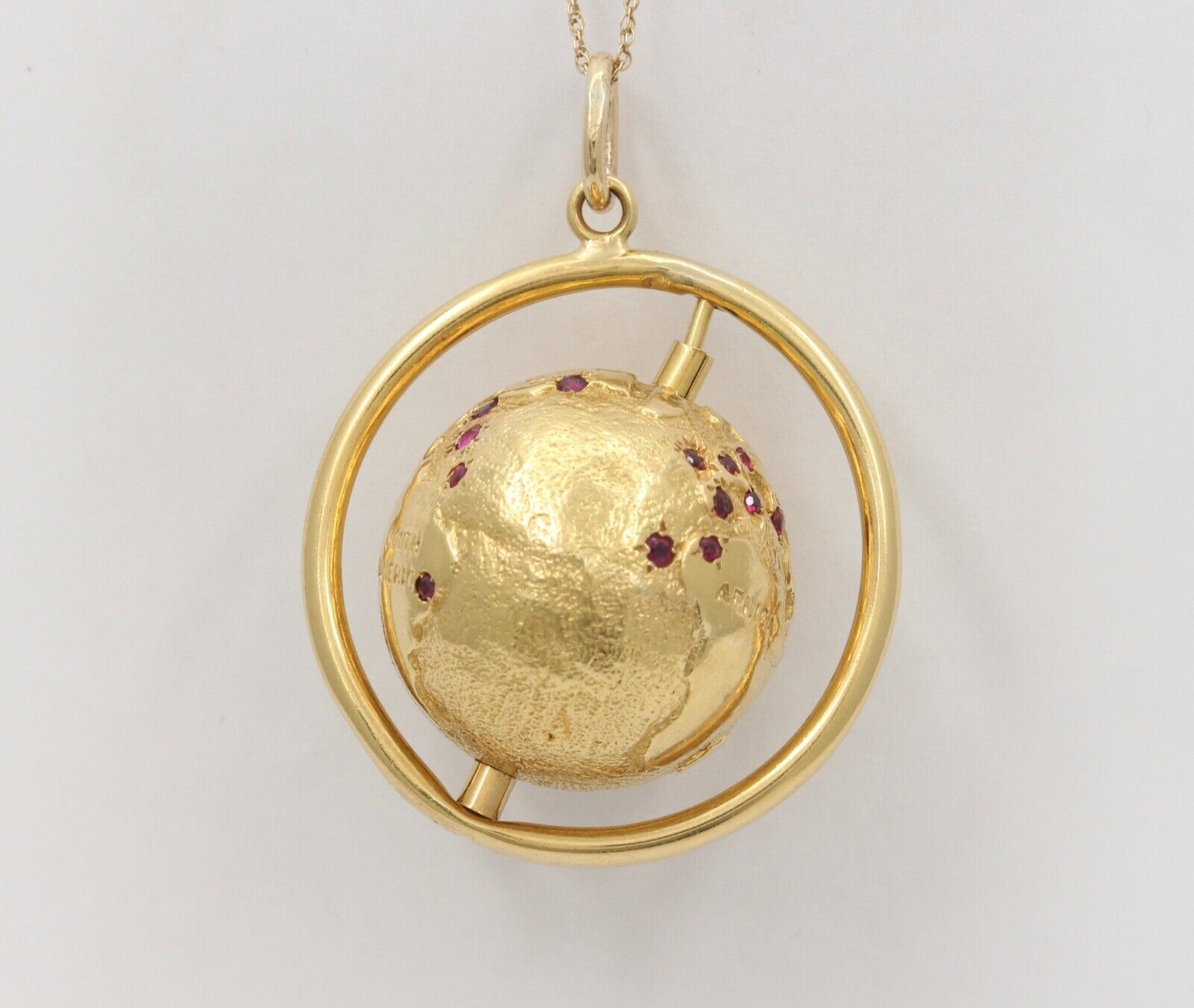 Vintage Spinning Globe Rubies 14K Yellow Gold Pendant Charm