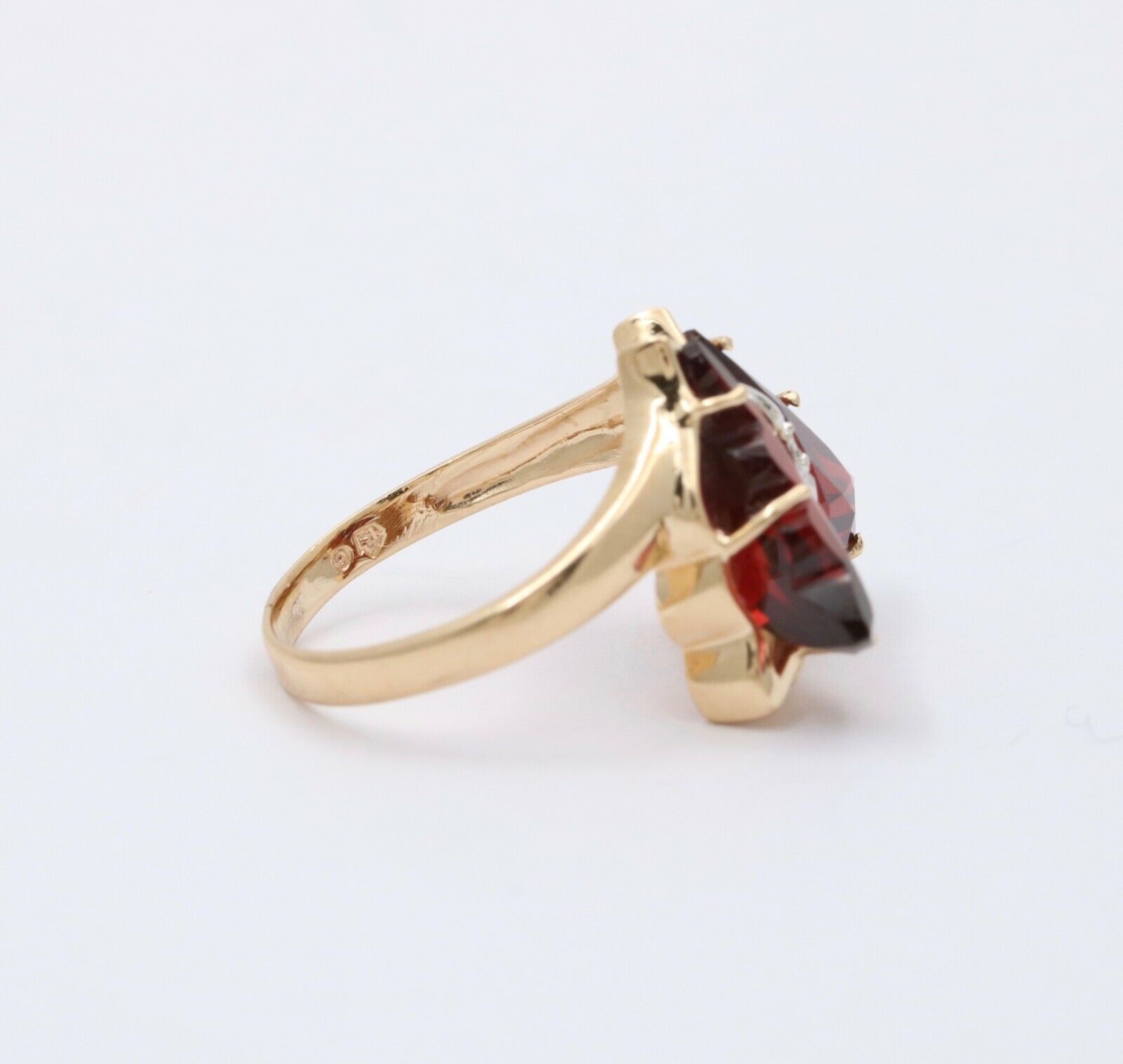 Vintage Butterfly Garnets Diamond 14K Yellow White Gold Ring