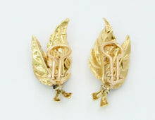 Load image into Gallery viewer, Vintage 18K Yellow Gold Sapphire Leaf Earrings
