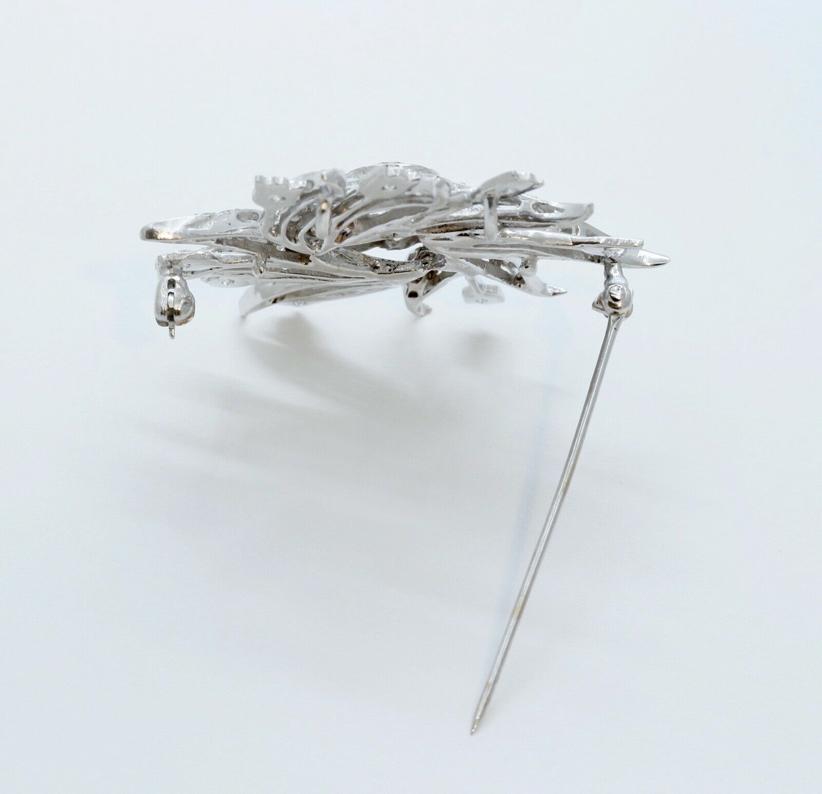 Ladies Vintage Flower Pinwheel 14K White Gold Diamonds Brooch Pin Pendant