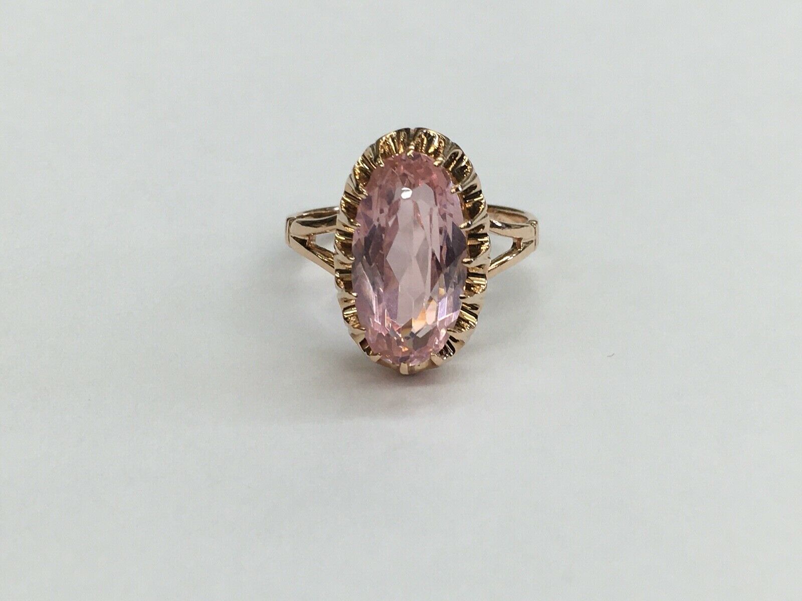 Mystical Vintage Ladies Pink Quartz 14K Rose Gold Ring