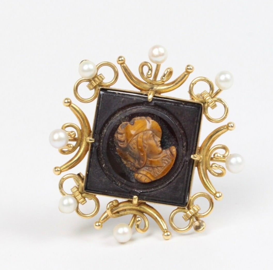 Vintage 18K Yellow Gold Tigers Eye Pearl Carving Brooch