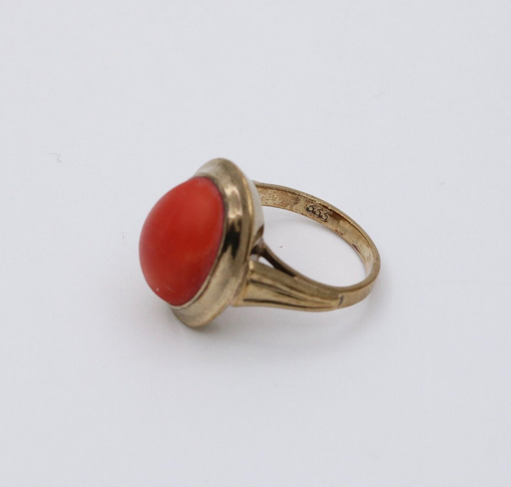 Antique Art Deco 9K Yellow Gold Coral Ring, Cocktail Ring.