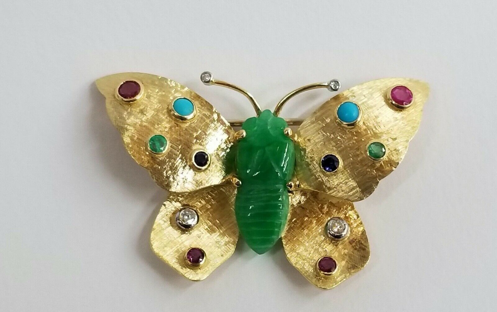 Vintage Jade Butterfly 18K Yellow Gold Multi Stone Brooch Pin