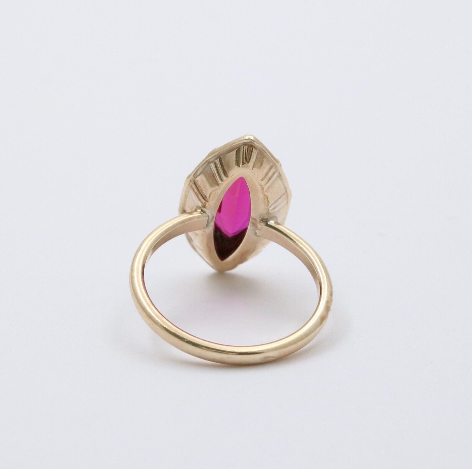 Vintage Art Deco Style 10K Yellow Gold Navette Ring