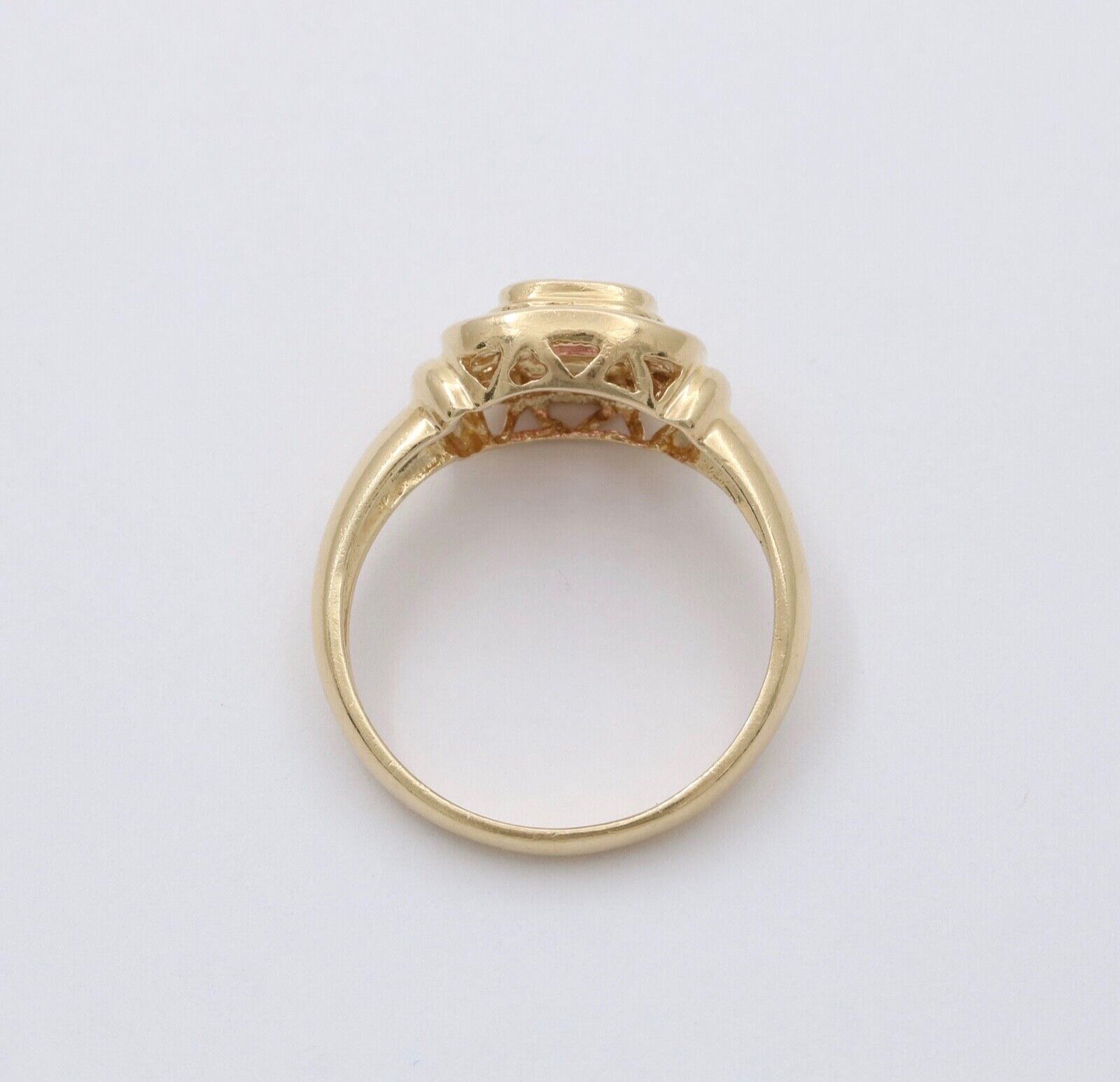 Vintage Pink Sapphire Diamonds 14k Yellow Gold Ring