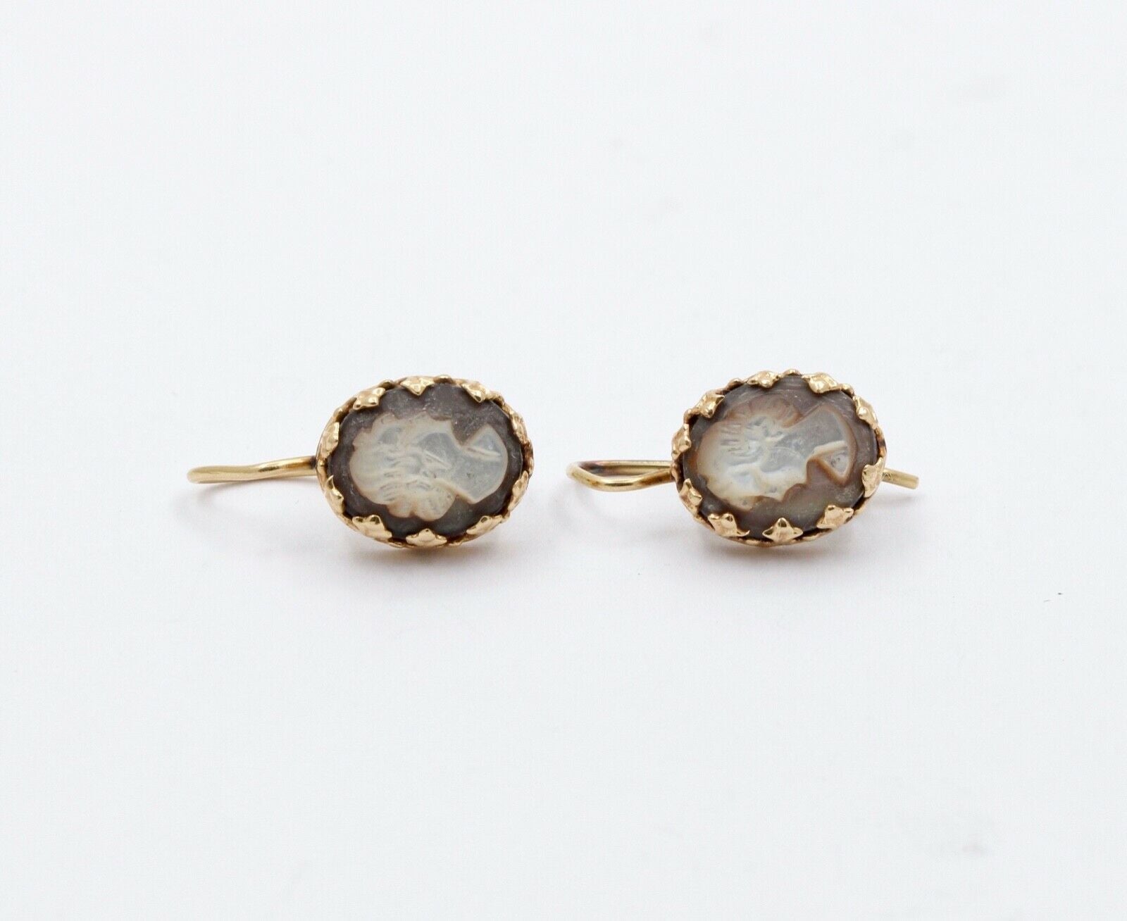 Vintage 14k Yellow Gold Cameo Drop Earrings