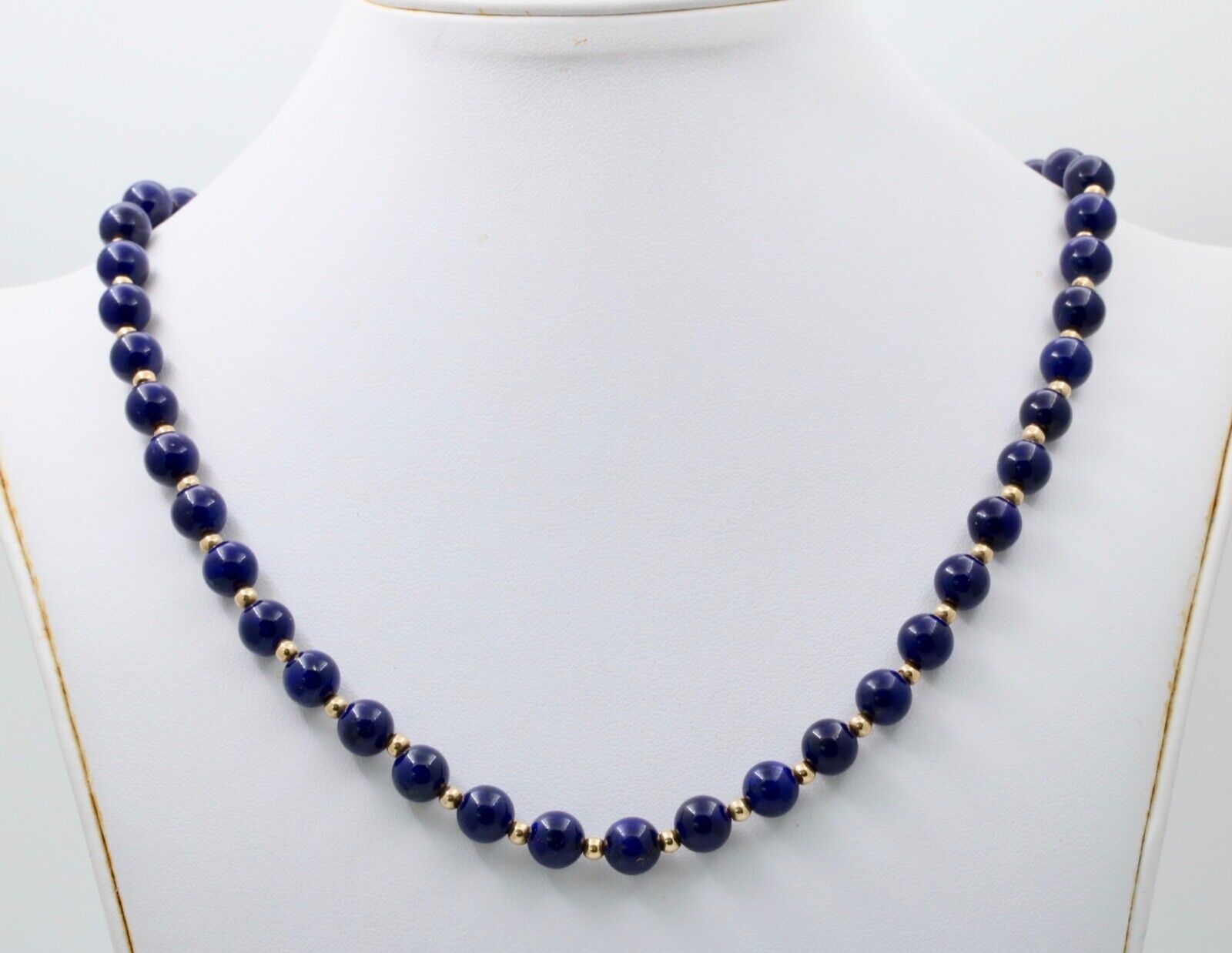 Vintage Lapis Lazuli 14K Yellow Gold Necklace
