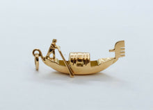 Load image into Gallery viewer, Vintage 18K Yellow Gold Gondola Pendant Charm
