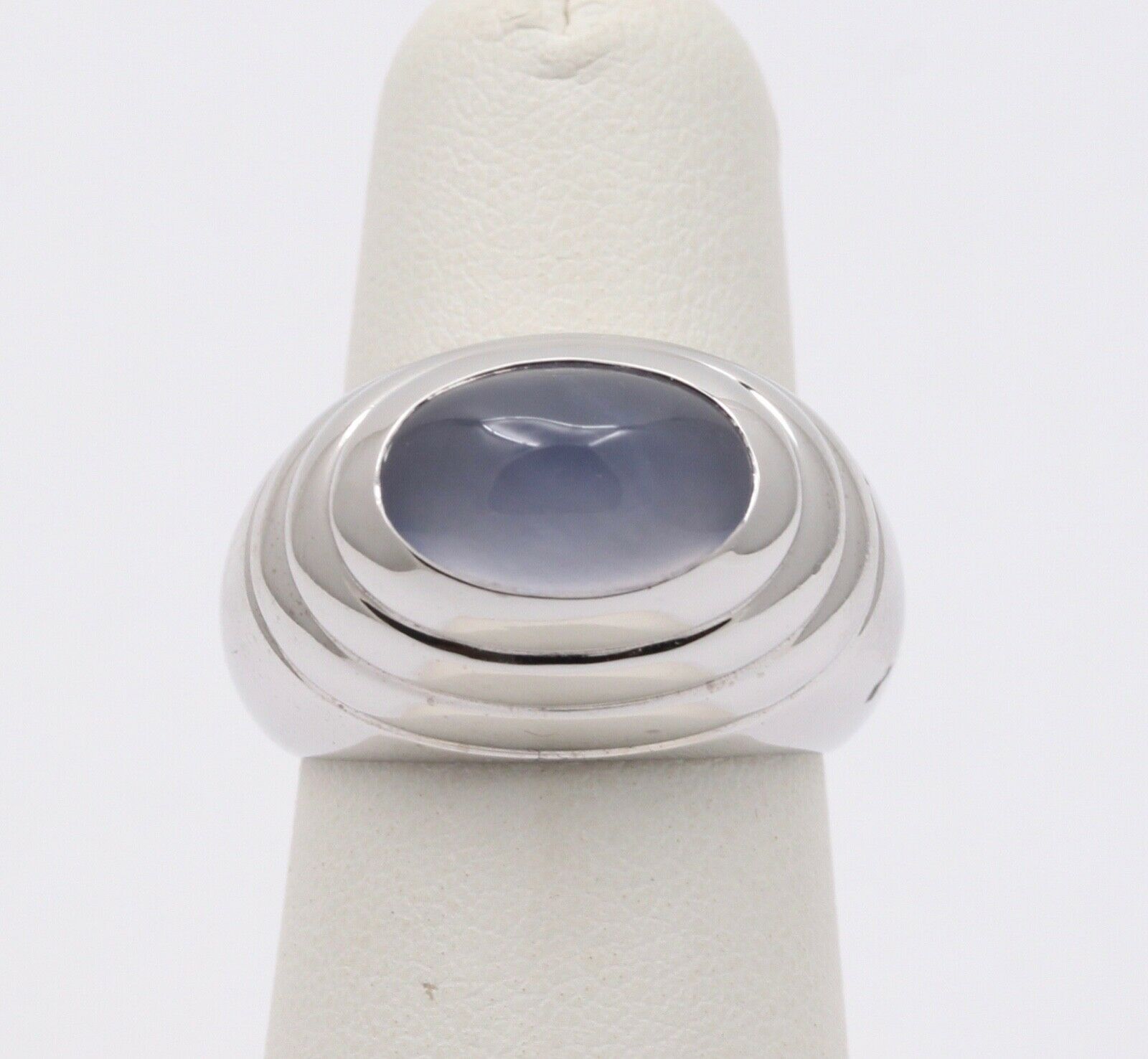 Boucheron Blue Chalcedony 18K White Gold Vintage Ring