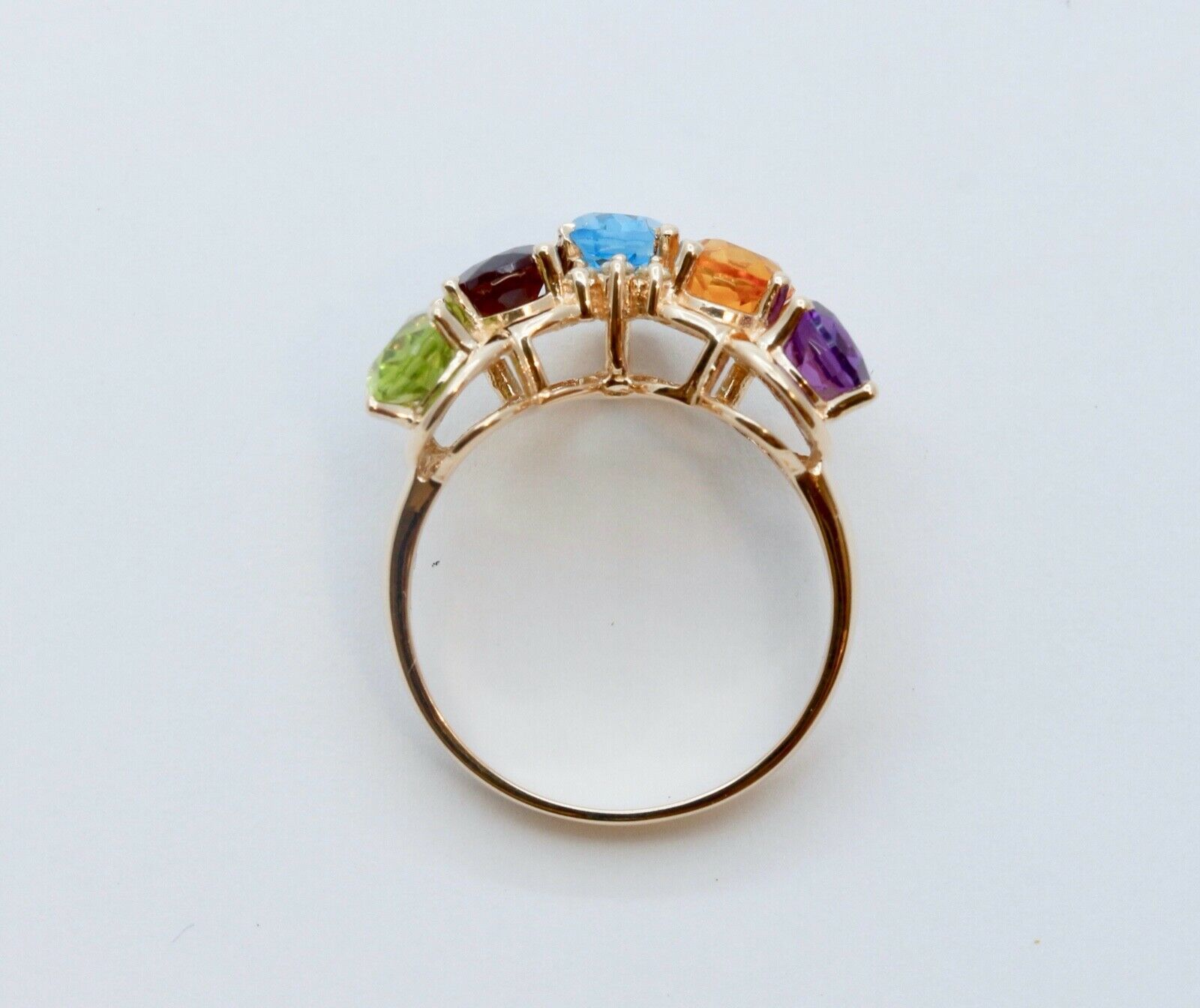 Beautiful Vintage Ladies 14K Yellow Gold Multi Stone Ring