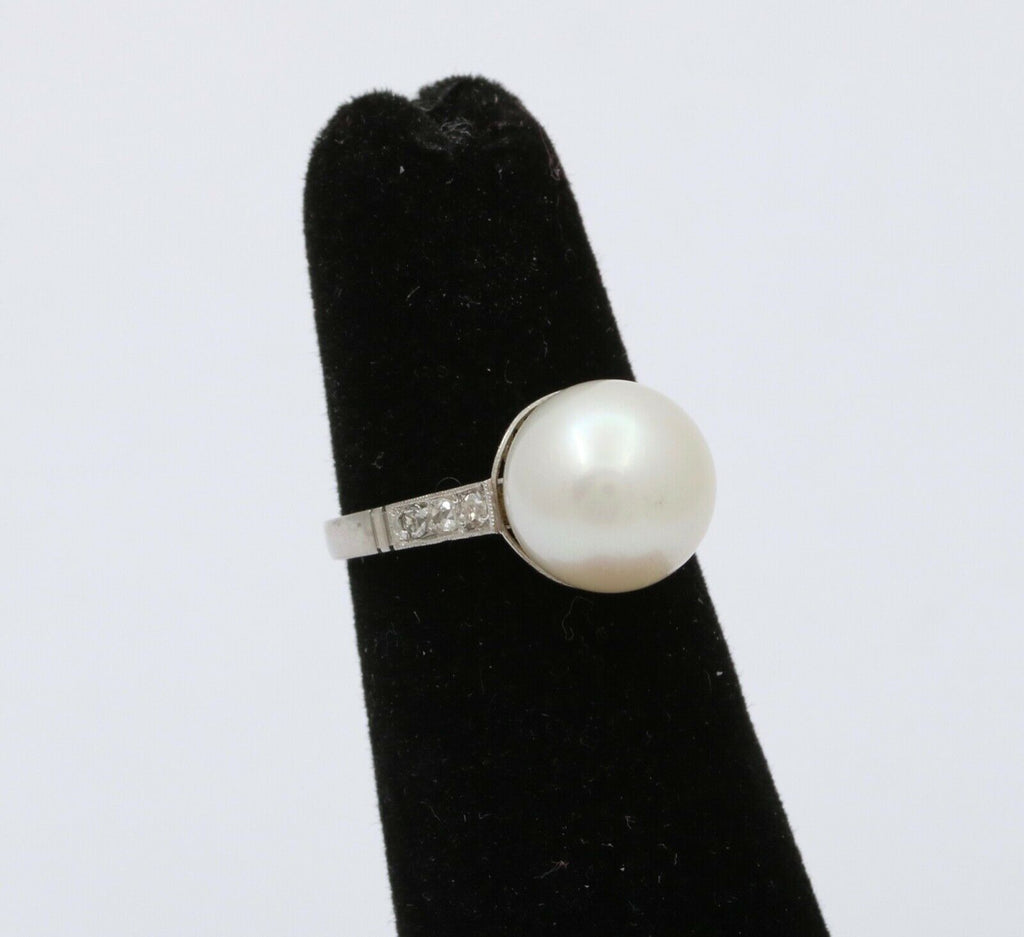 Art Deco Pearl Old Cut Diamonds Platinum Ring