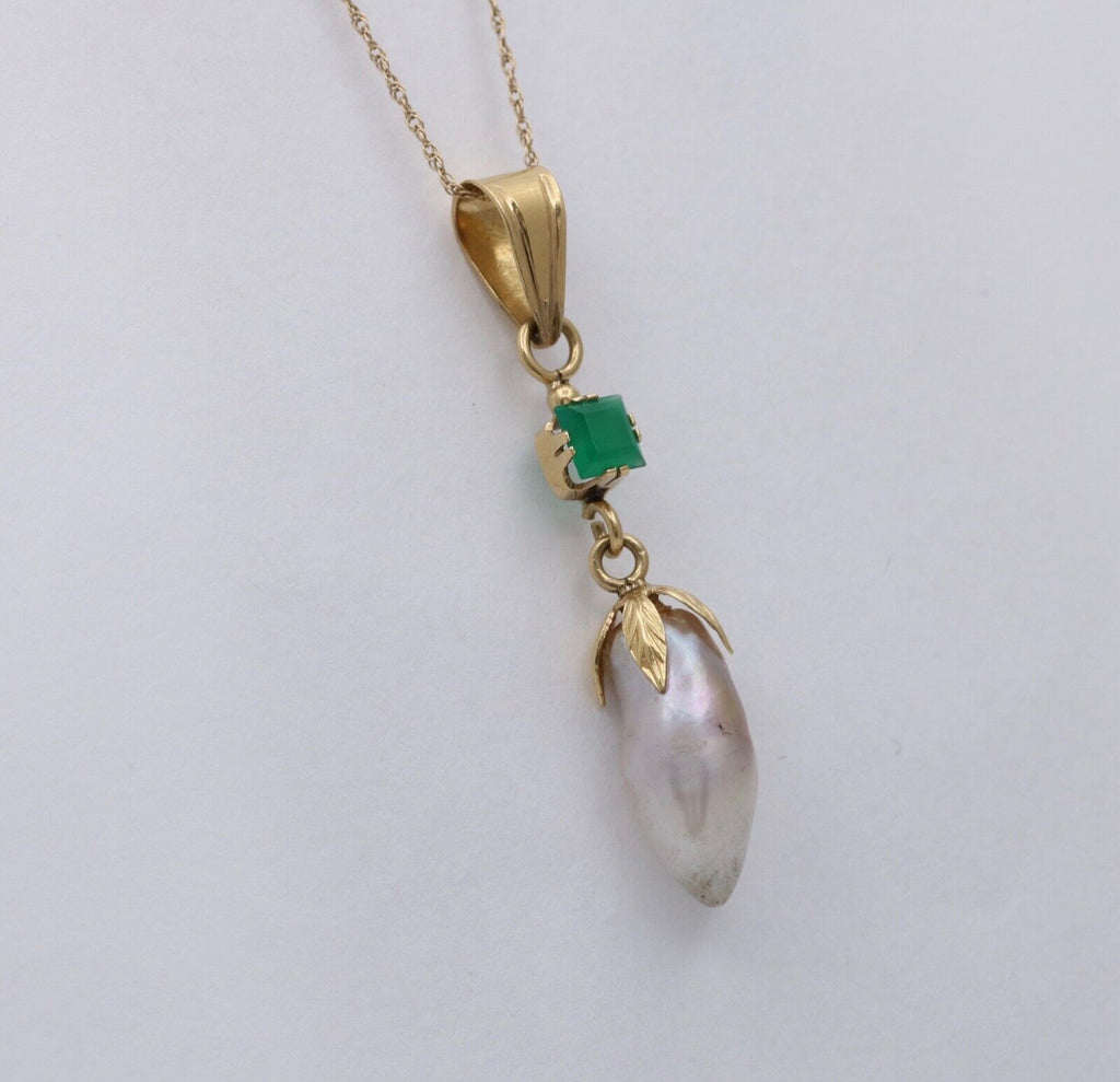 Vintage 14K Yellow Gold Pearl Pendant, Drop Pendant.