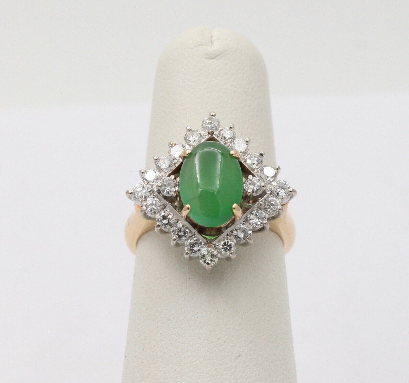 Vintage Jade Diamonds 14K Yellow White Gold Ring