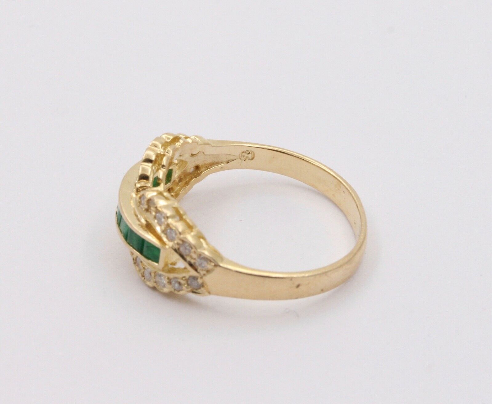 Vintage Infinity Diamond & Emerald Ring Band