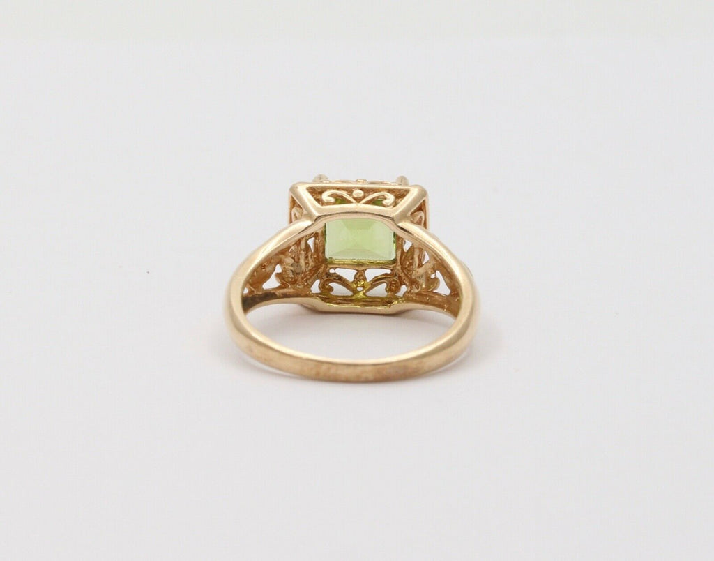 Vintage Emerald Cut Peridot 10K Yellow Gold Filagree Ring