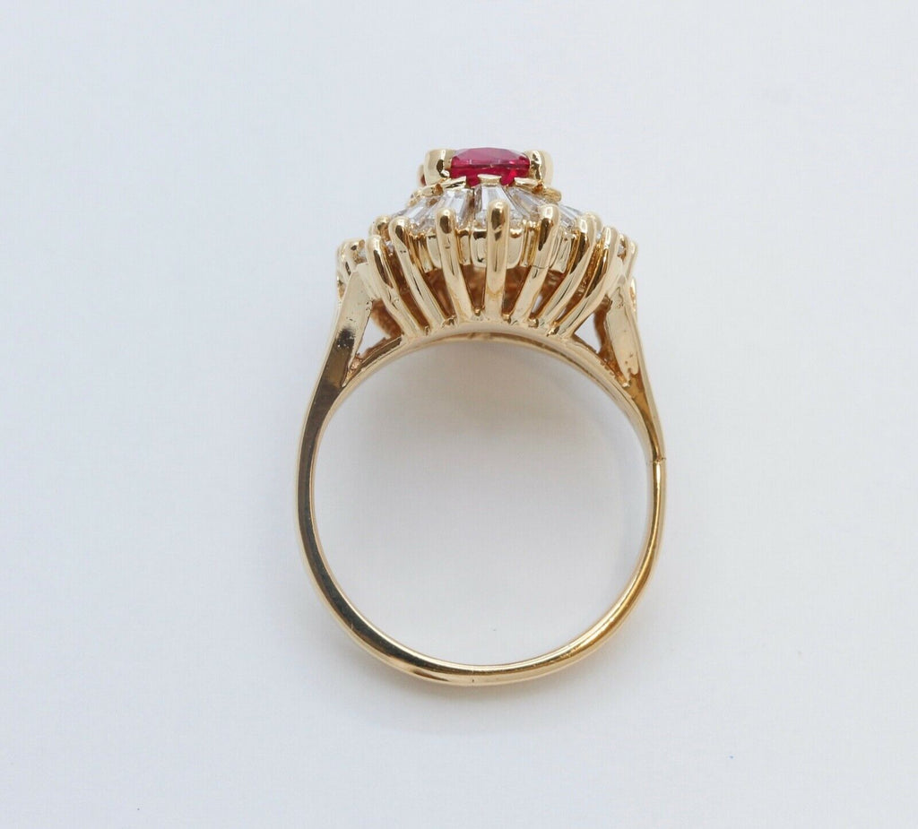 Elegant Ruby Diamonds 18K Yellow Gold Vintage Cluster Ring