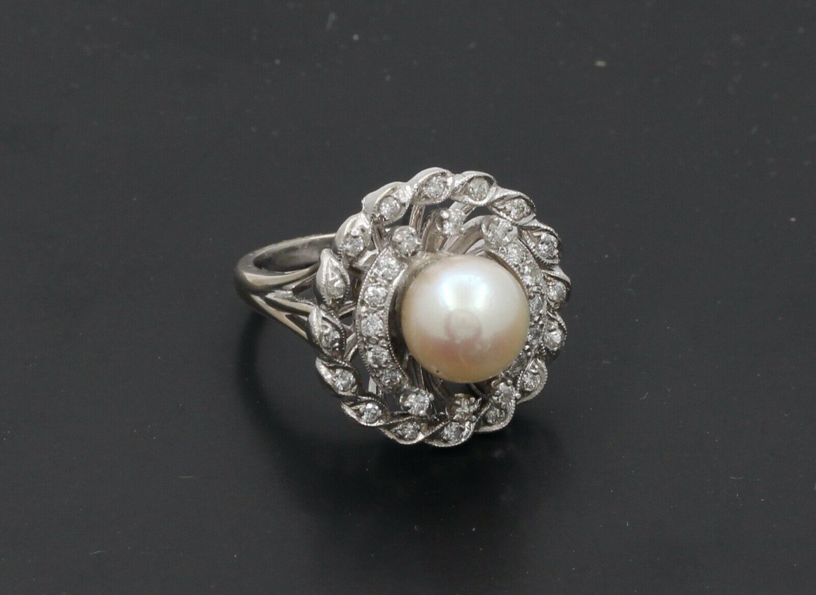Vintage 14K White Gold Pearl Diamond Floral Ring