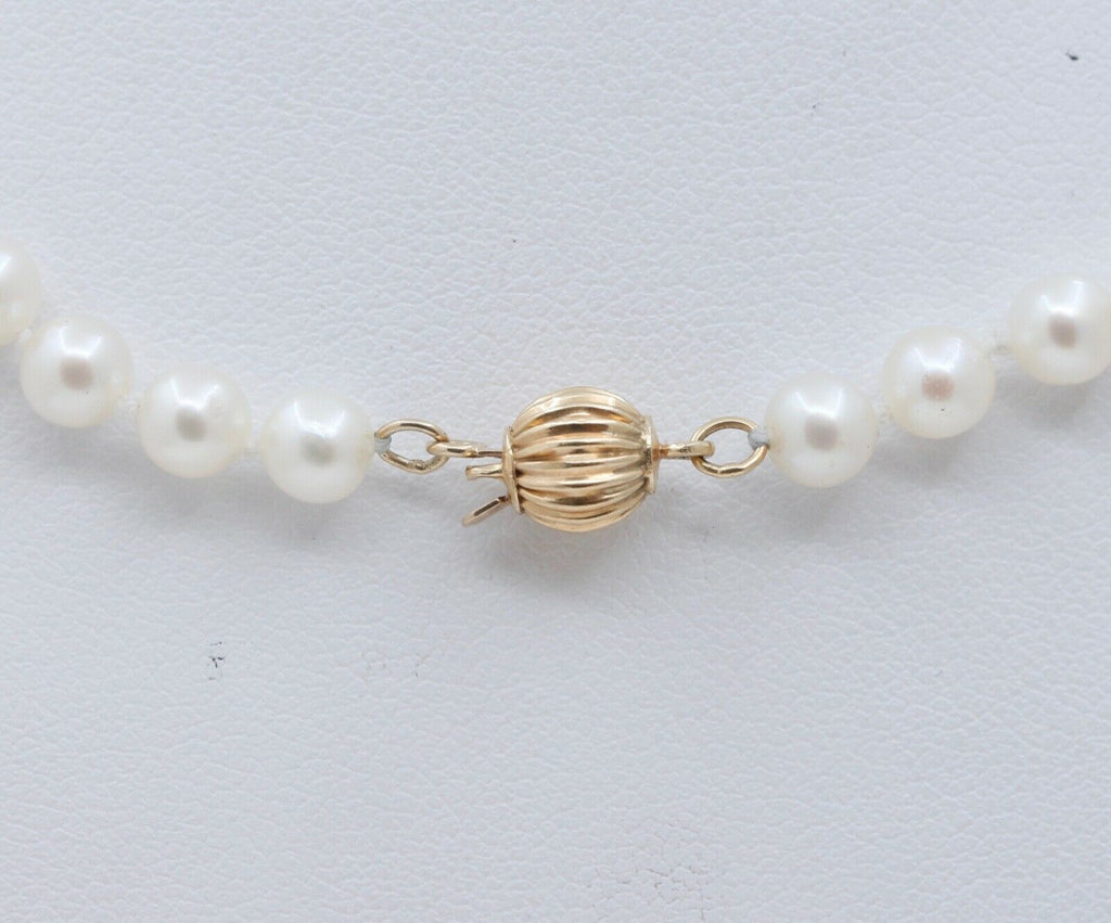 Vintage Single Strand Pearl 14K Yellow Gold Clasp Necklace