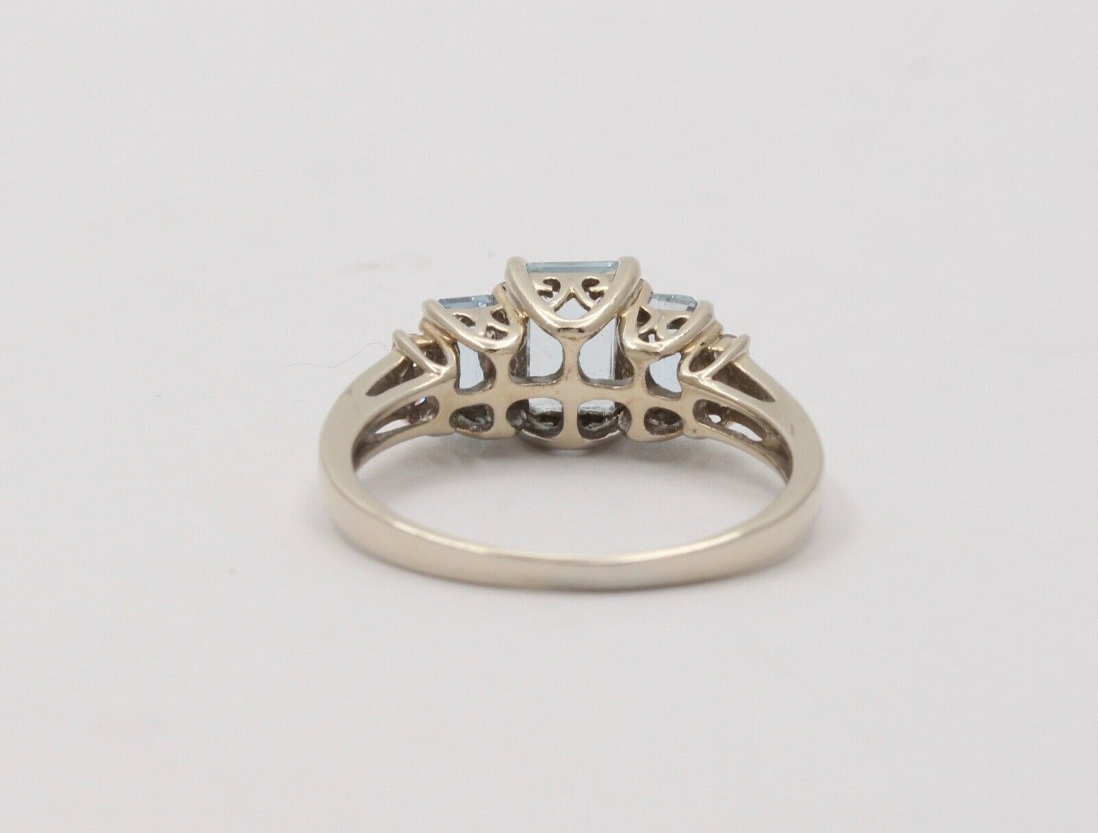 Estate Aquamarine and Diamonds 14K White Gold Ring