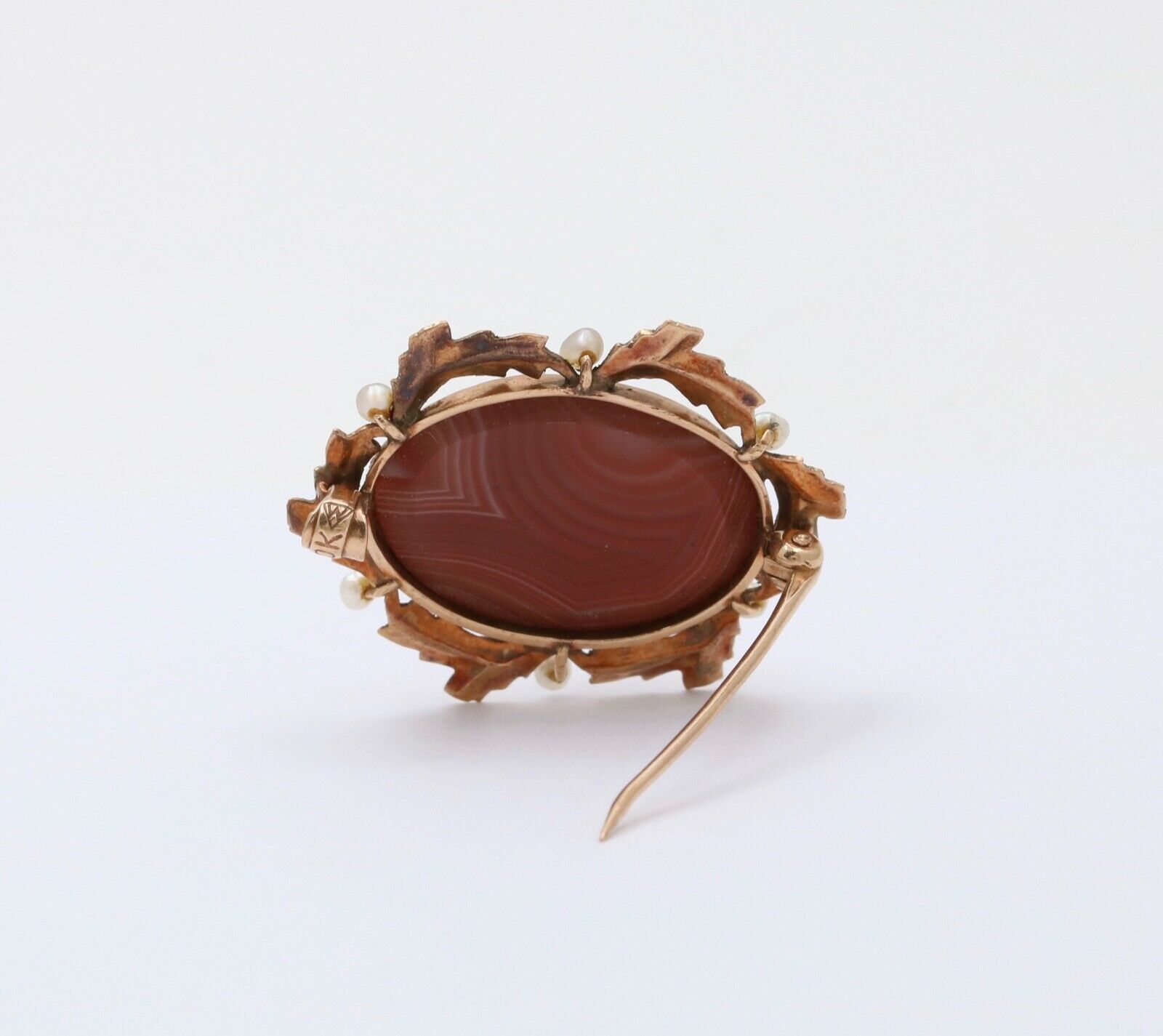 Art Nouveau Agate Seed Pearls 10K Yellow Gold Brooch Pin