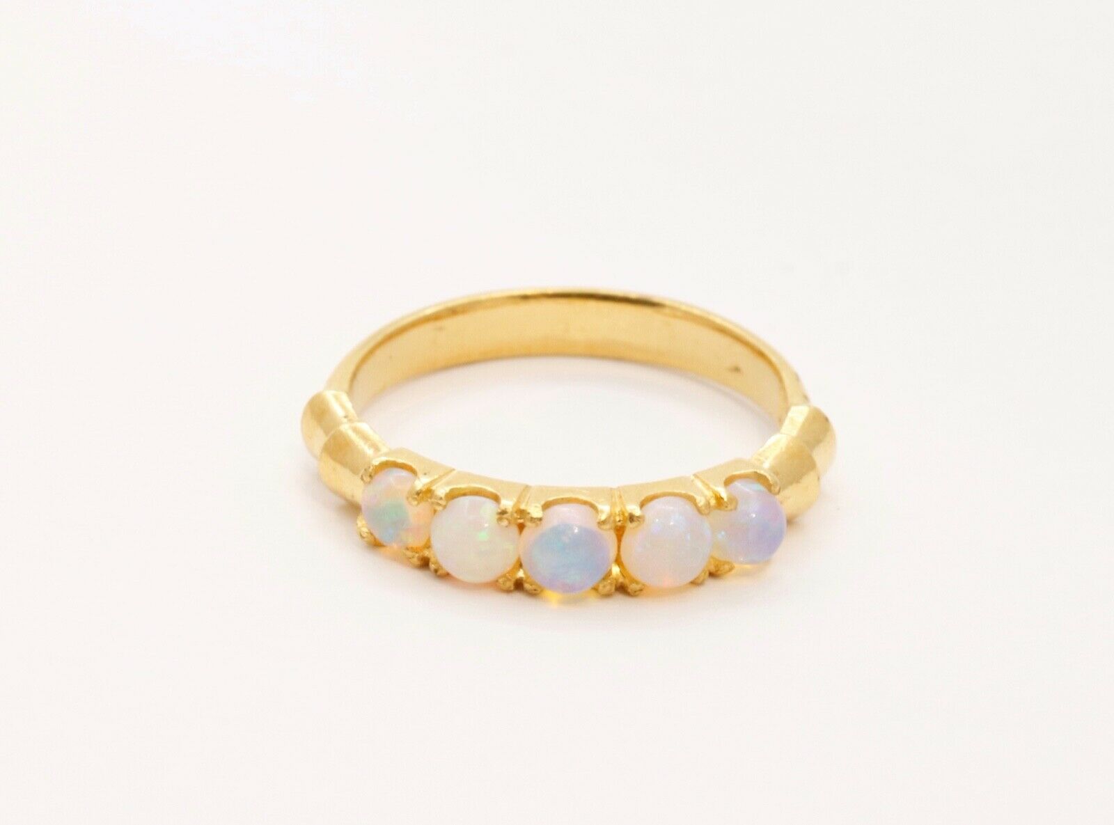 Vintage Ladies Natural Opals 22K Yellow Gold Ring