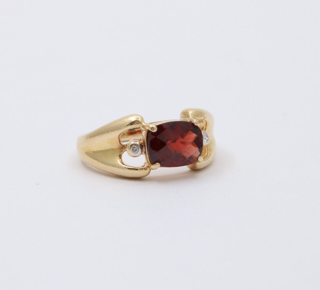 Vintage 14K Yellow Gold Garnet And Diamond Ring Band. Cocktail Ring