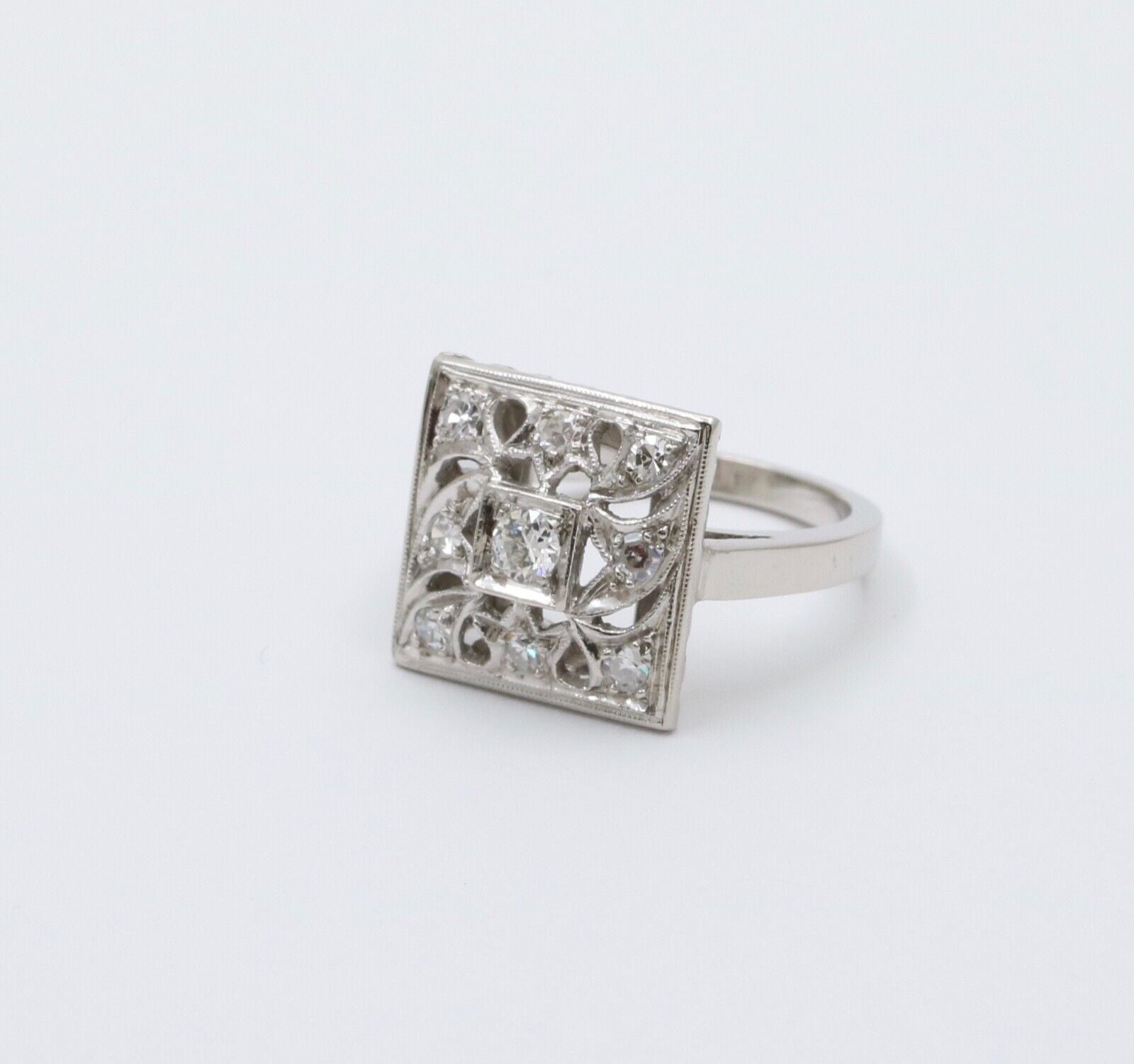 Art Deco Diamonds Platinum Filagree Ring