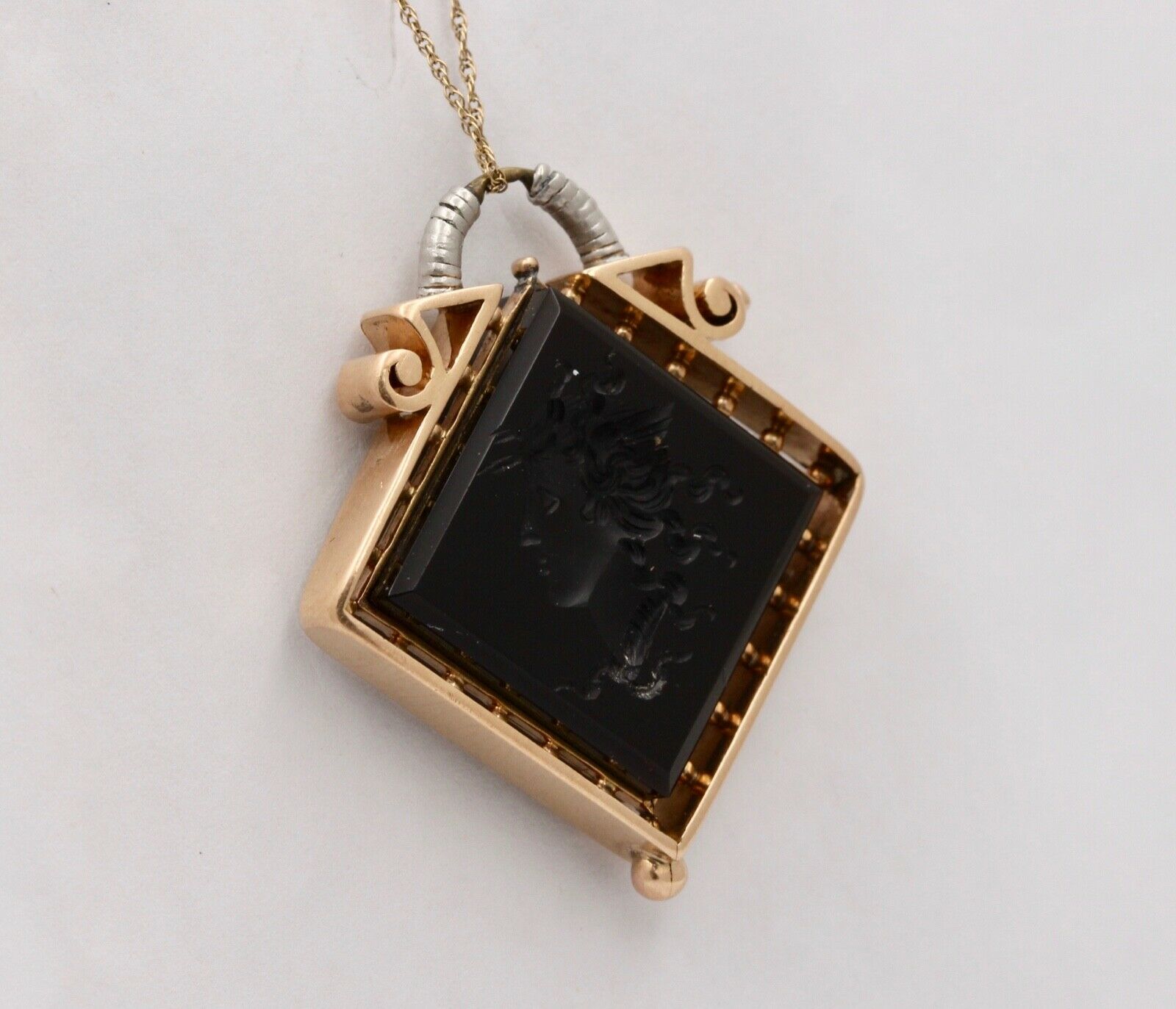 Art Nouveau Intaglio Carved Onyx 14K Yellow White Gold Pendant