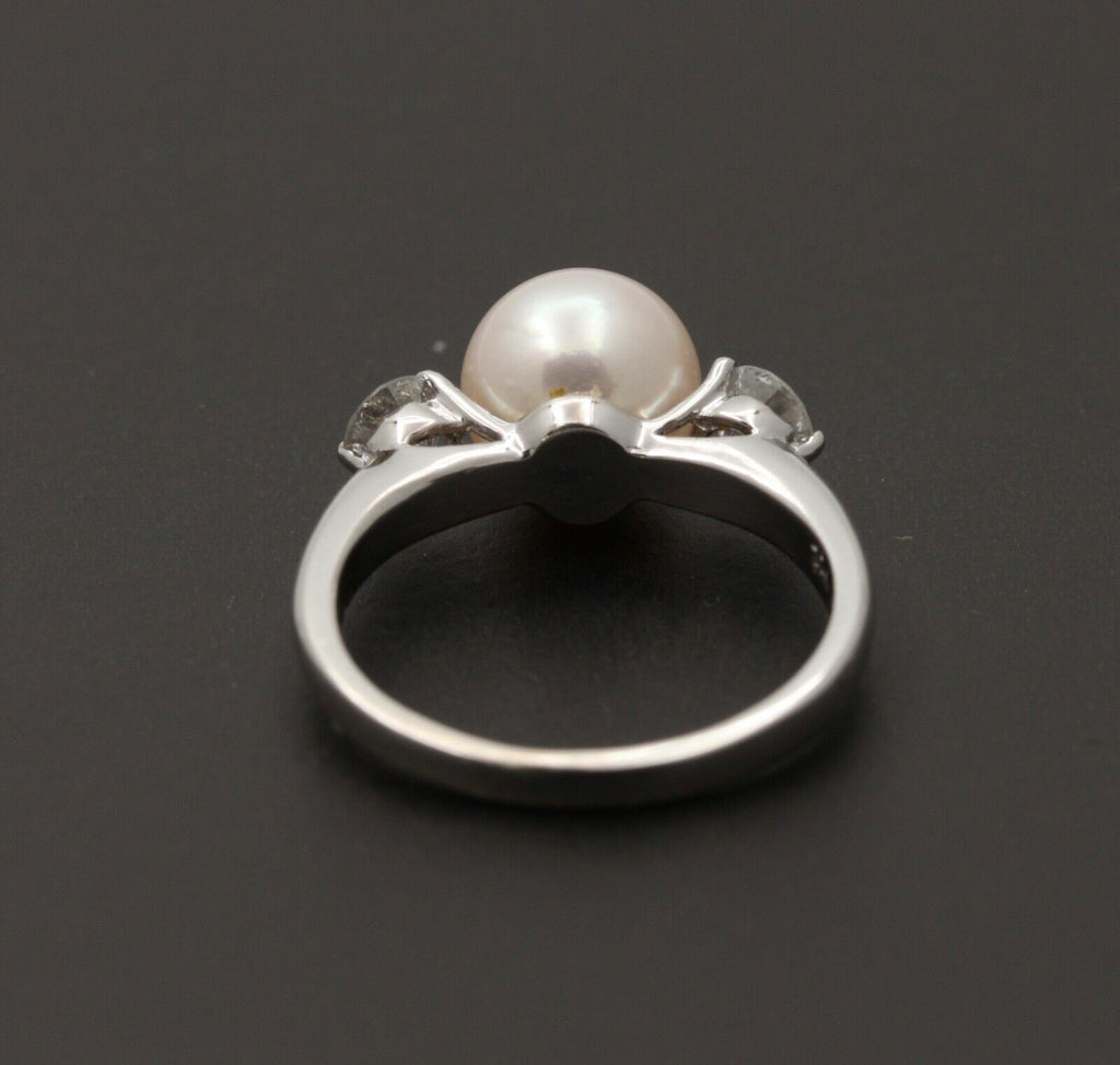Classic Vintage 18K White Gold Akoya Pearl Diamond Ring,
