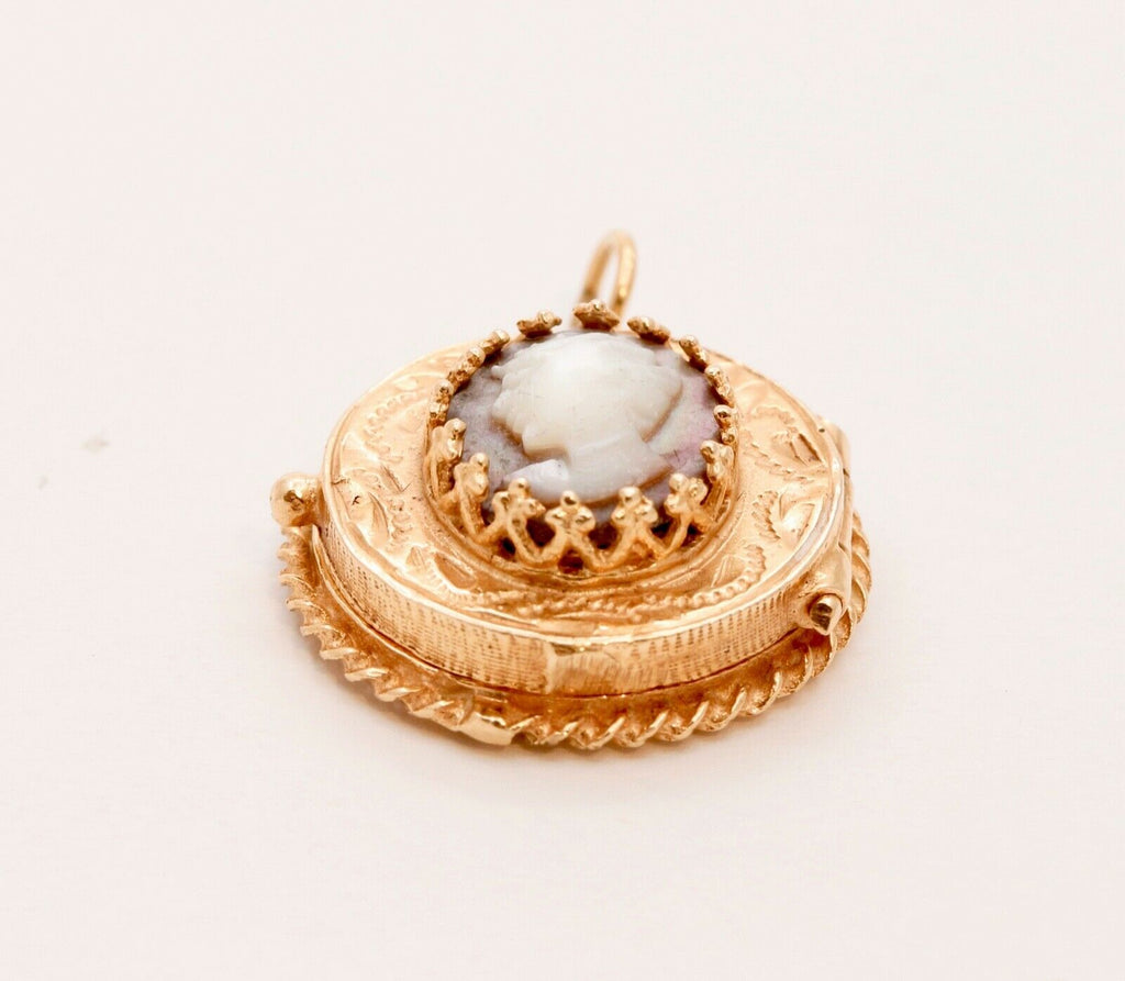 Beautiful Vintage Mother Of Pearl 14K Yellow Gold Locket Pendant