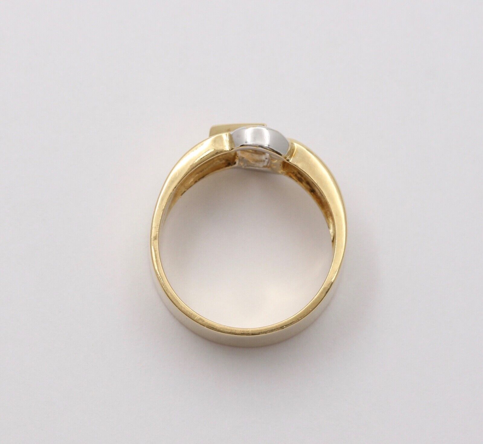 Vintage Geometric Trillion Cut Diamond 18K Yellow White Gold Ring