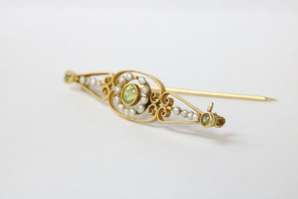 Art Nouveau Peridot & Button Pearl Gold Bar Pin