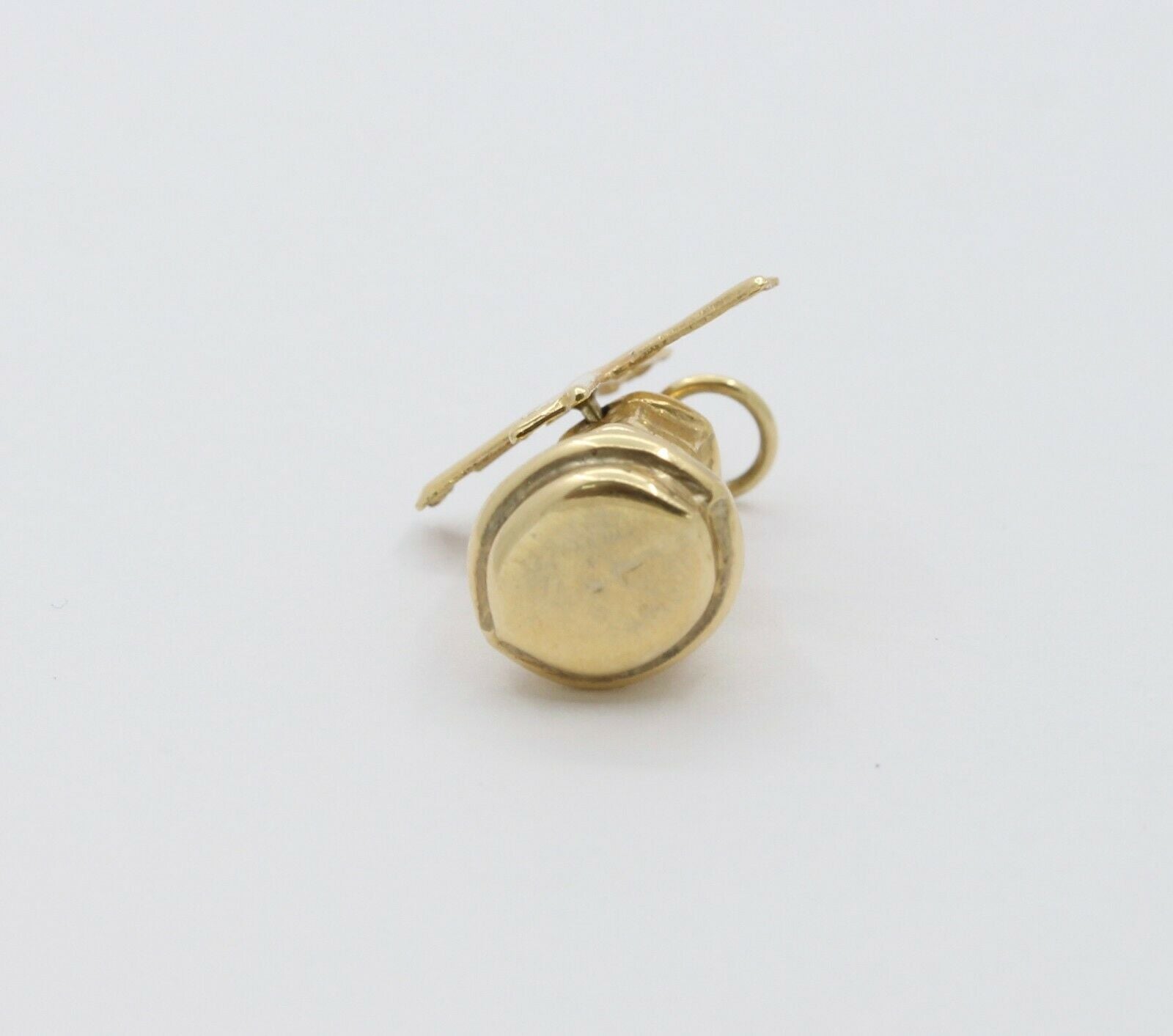 Vintage 14K Yellow Gold Windmill Pendant